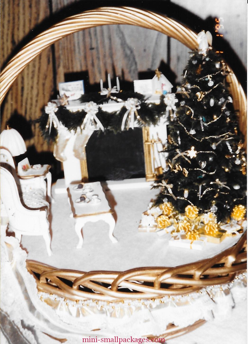 Read more about the article Christmas Basket